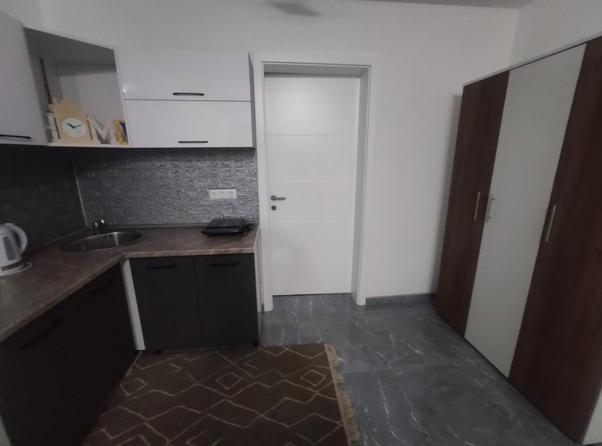 Appartement Neer à Zivinice Extérieur photo