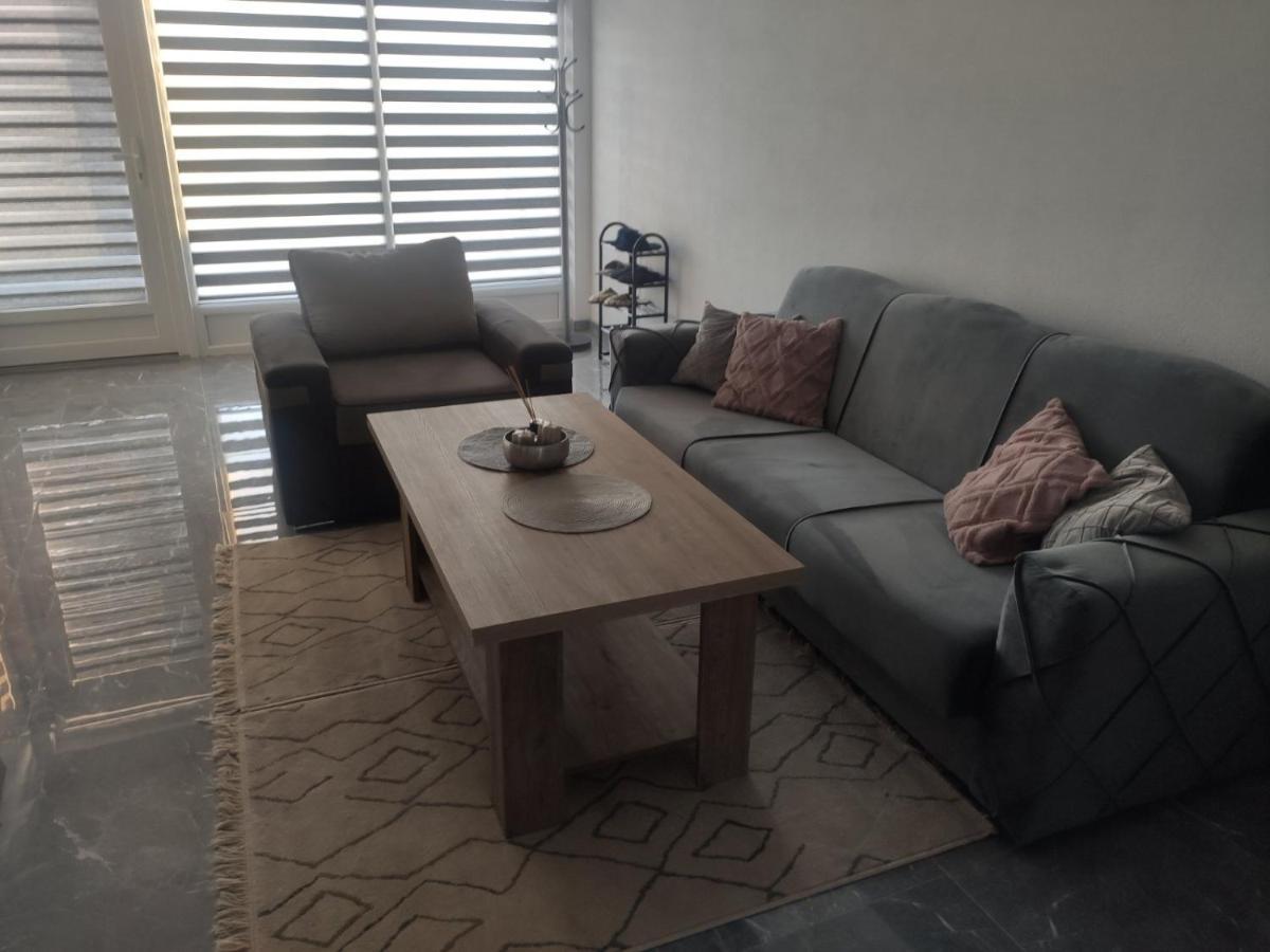 Appartement Neer à Zivinice Extérieur photo